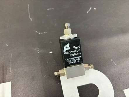 Agilent elektromagnetické přepínací ventily pro GC 6890 a 7890, G2399-60600 (Nové)