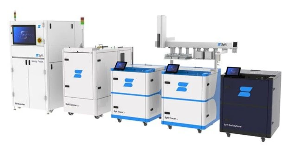 Altium: Obr. 2 - Přístrojové portfolio SYFT Technologies, zleva Syft AMC Guardian, následuje Syft Explorer, Syft Tracer, Syft Tracer Pharm11 a Syft Safety Sure.