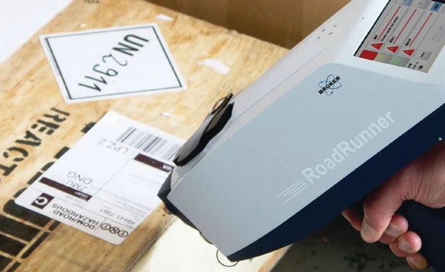 Bruker: RoadRunner - celní kontrola