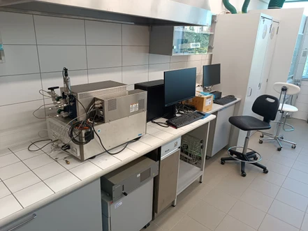 Stanovení H₂O, NH₃, CH₄, HCHO a HCHO ve vodíku pomocí FTIR (CDV)