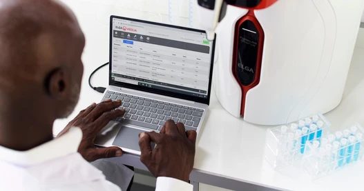 ELGA PURELAB Pharma Compliance systém pro přípravu ultračisté vody