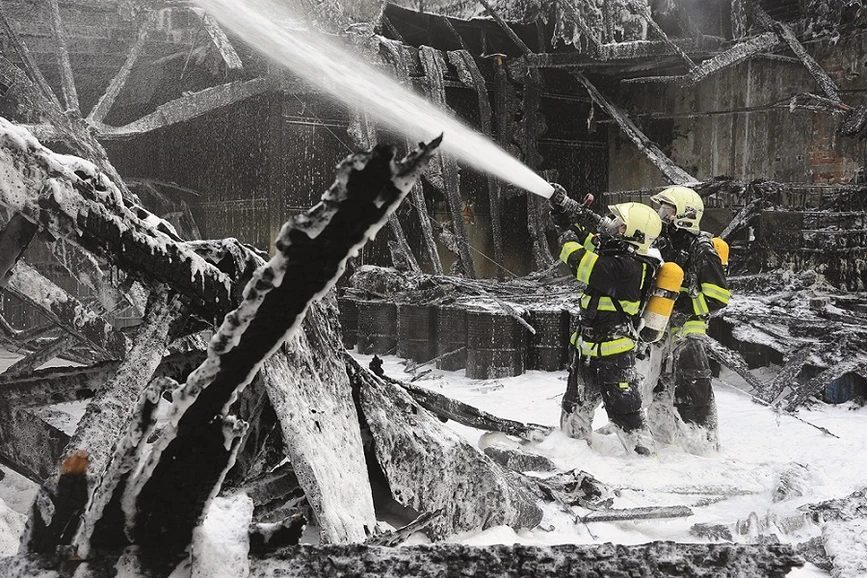 HZS ČR/Jan KOSTÍK: Fluorované látky v pěnidlech u HZS ČR