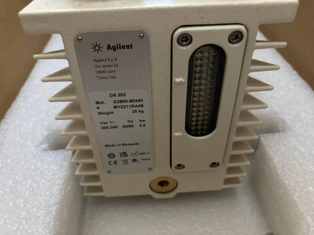 Agilent DS 202 rotační lamelová vývěva, G3850-80240 (Bazar)