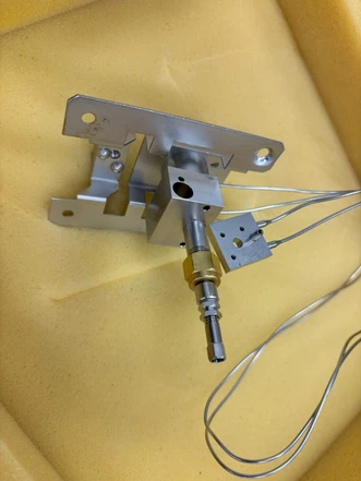 Agilent NPD Base Weldment pro náplňové kolony, pro 6890/6850 GC (Testováno)