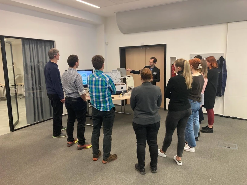 Školení základů FTIR a Ramanovy spektrometrie Bruker