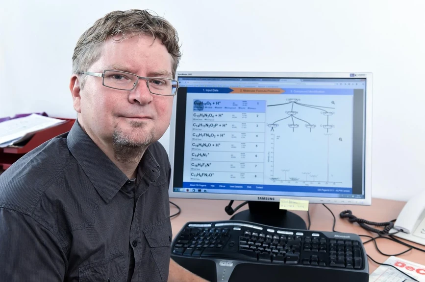 SSJMM: prof. Sebastian Böcker (Universita Friedricha Schillera v Jeně, Fakult matematiky a počítačových věd, vedoucí bioinformatické skupiny)