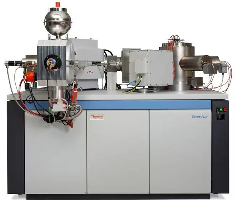 Thermo Scientific Triton Multikolektorový termionizační hmotnostní spektrometr (TIMS)