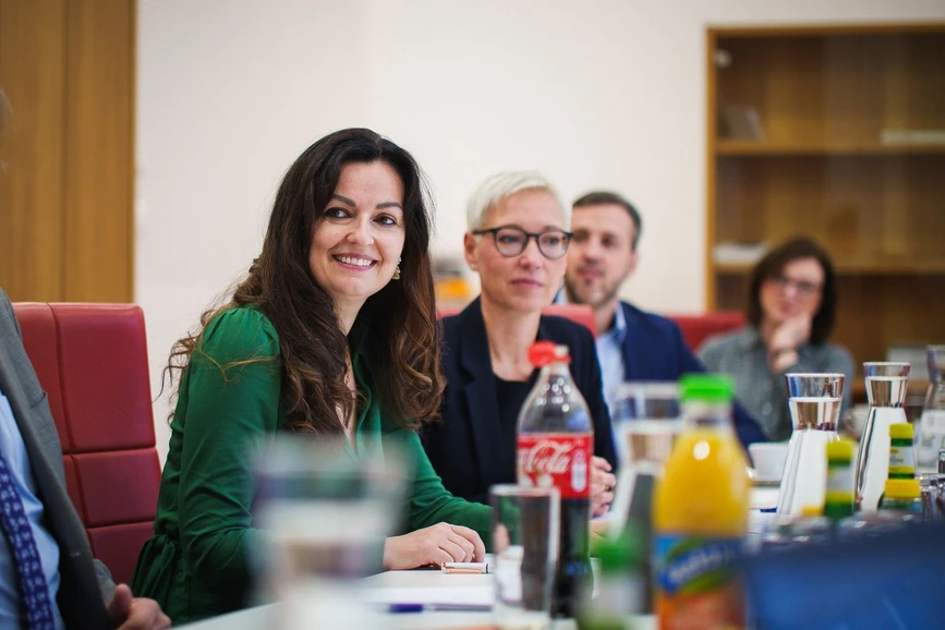 Tomáš Belloň / ÚOCHB: Dr. Zuzana Kečkéšová, ÚOCHB AV ČR, založení firmy Taveren Therapeutics