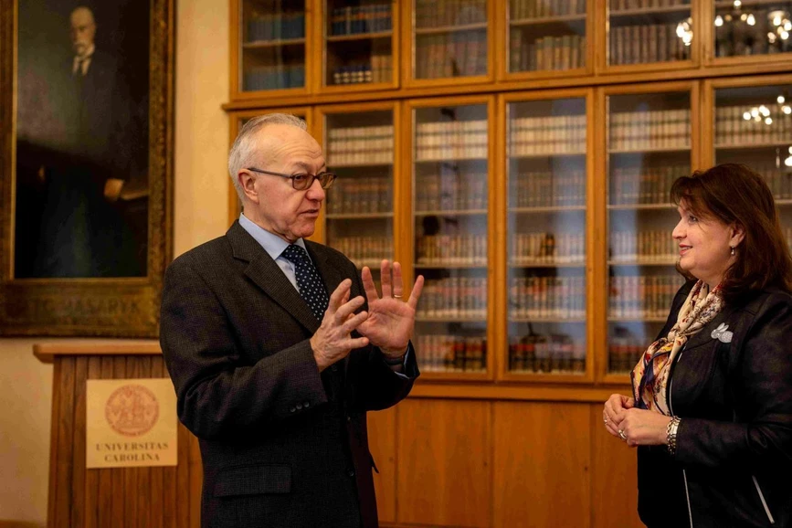 UK Forum/Hynek Glos: Děkan z Harvardu vzkazuje Zaměřte se na excelenci