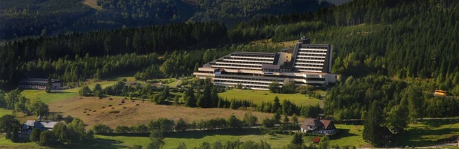 Ohlédnutí za jubilejní 20. Školou hmotnostní spektrometrie