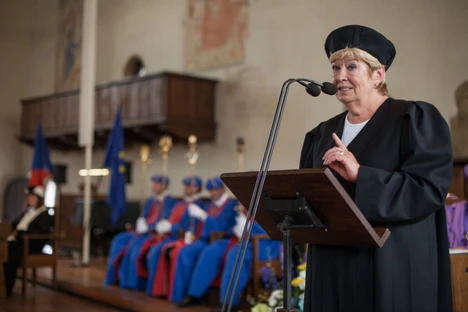 Ženy ve vědě si vzájemně nepomáhají. Za své postavení si mohou samy, říká profesorka chemie