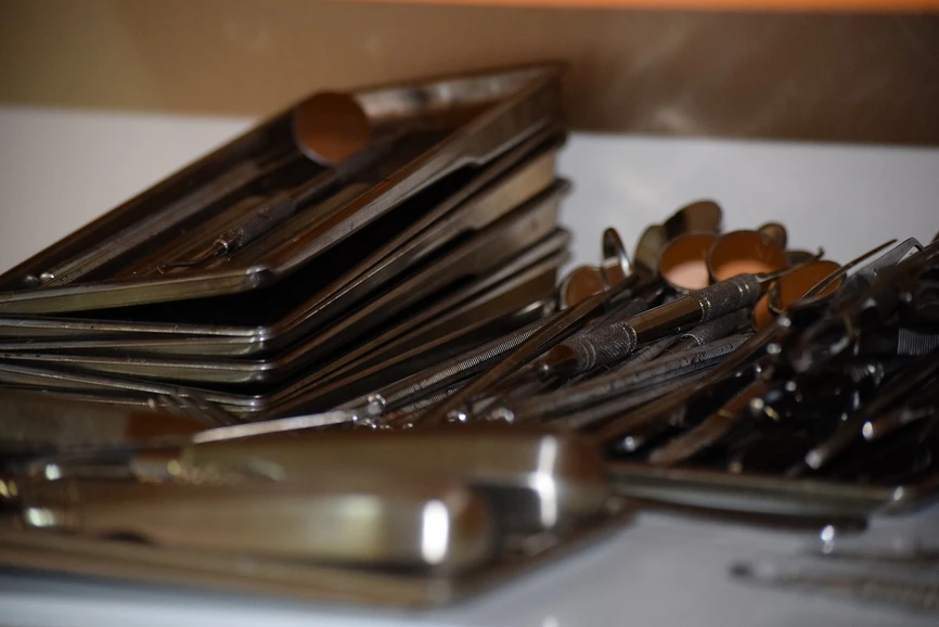 Pixabay/ExplorerBob:Medical Device Webinar Series Part 5: Chemical Characterization of Medical Device Materials – An Analytical Laboratory Perspective