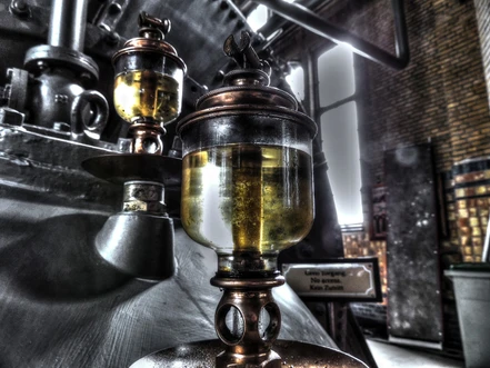 Comprehensive Analytical Solutions for Lubricant Condition Monitoring